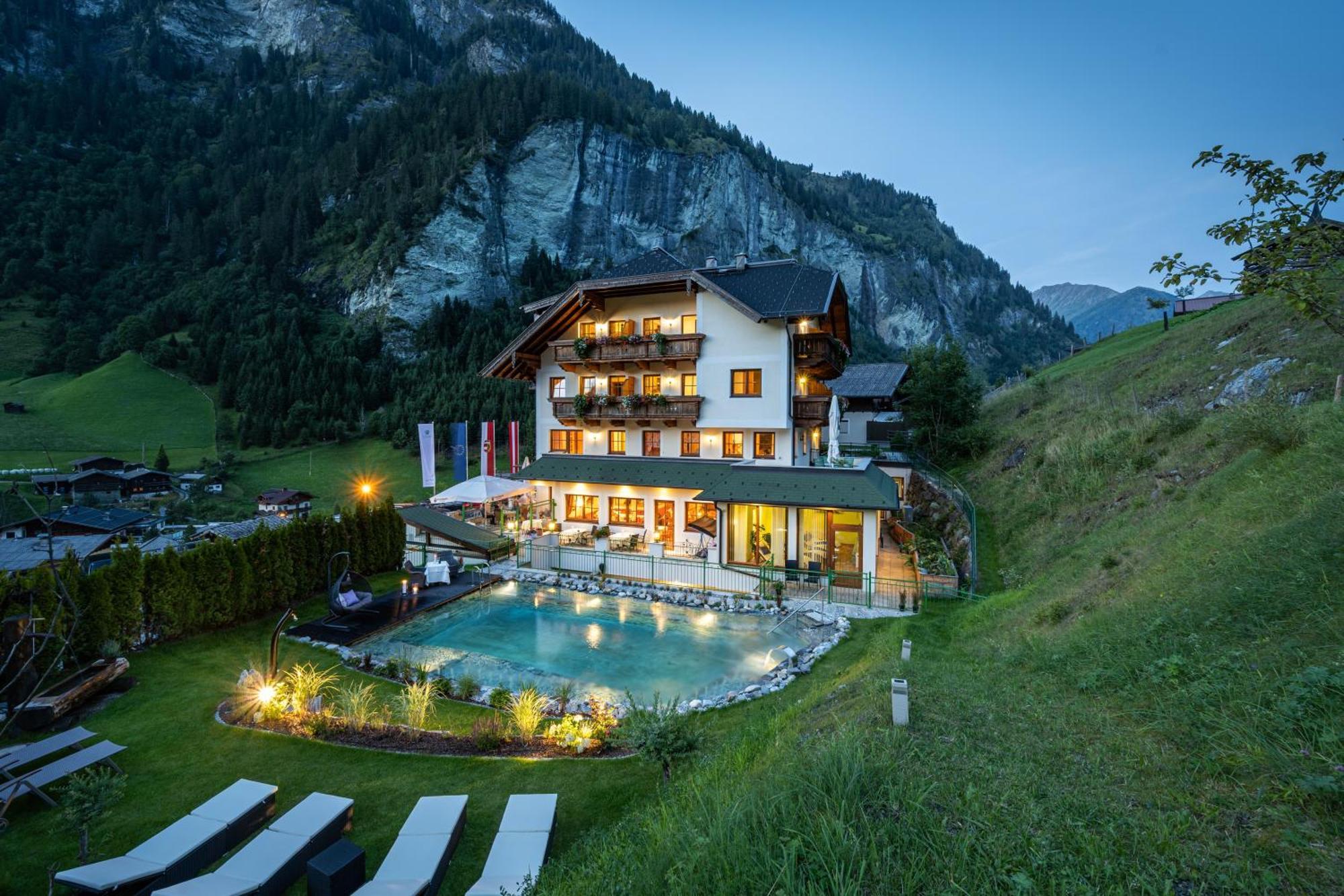 Naturhotel Huettenwirt Im Grossarltal Hüttschlag Extérieur photo