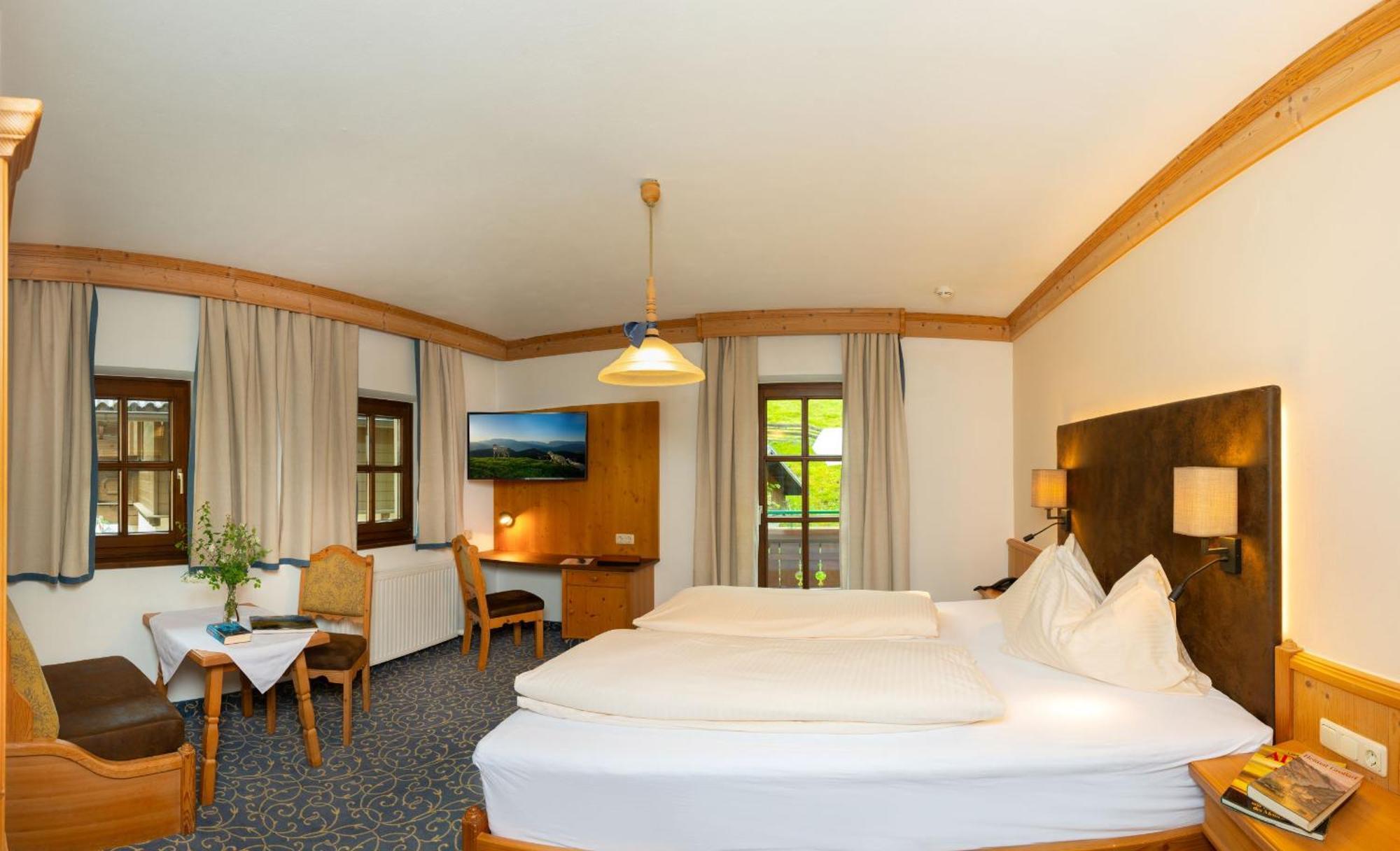 Naturhotel Huettenwirt Im Grossarltal Hüttschlag Extérieur photo